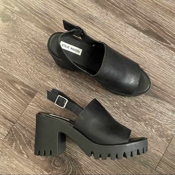 Steve Madden Sunnyside Block Heel 